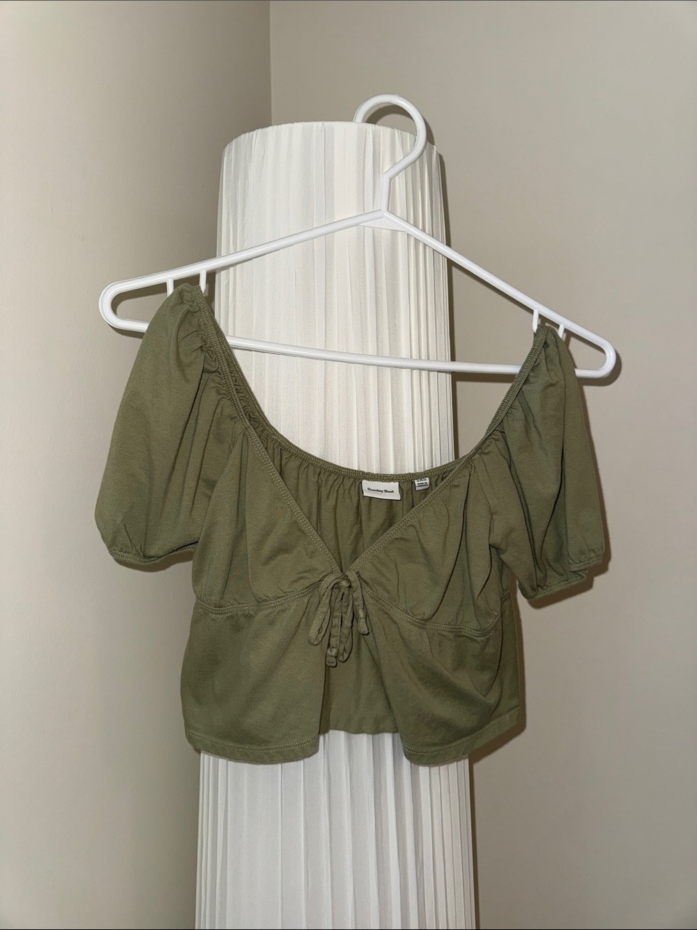 Aritzia - Sunday Best Olive Green Crop Top